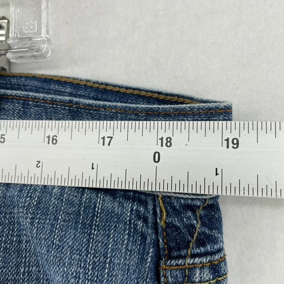 Dockers Jeans Men's 36x34 Blue Medium WashDenim Classic Fit Straight Leg  Button - Picture 3 of 10